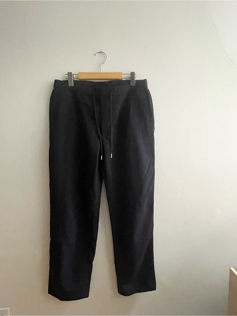 SuitSupply Men's Black Drawstring Casual Pants 100% wool crepe